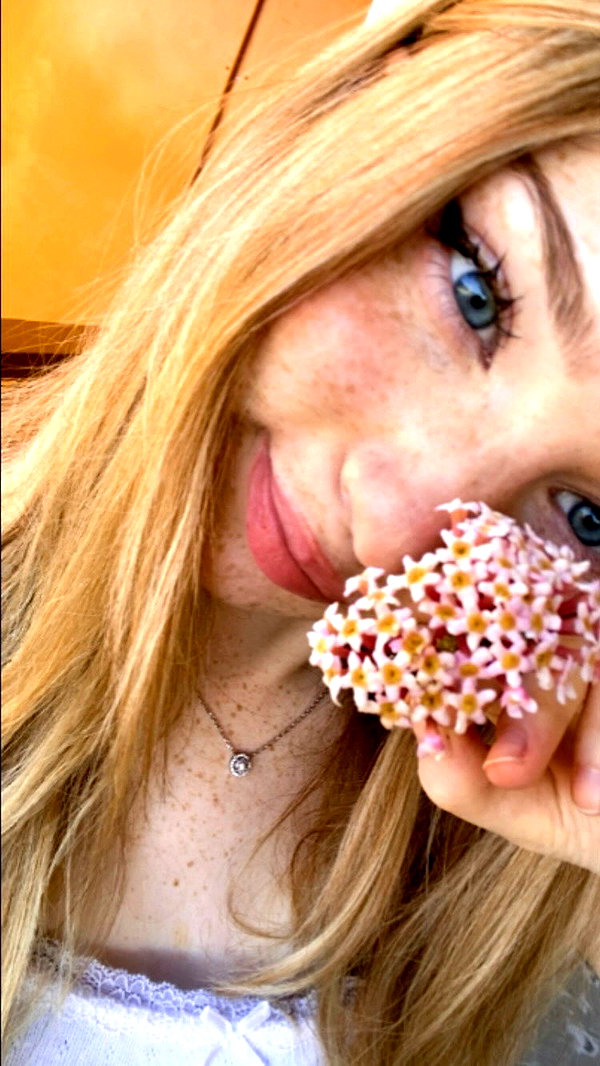 dollyemi instagram image archive image