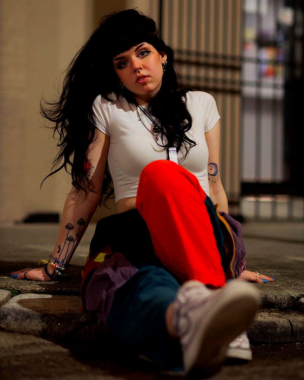 yeahimcaroline instagram image archive image