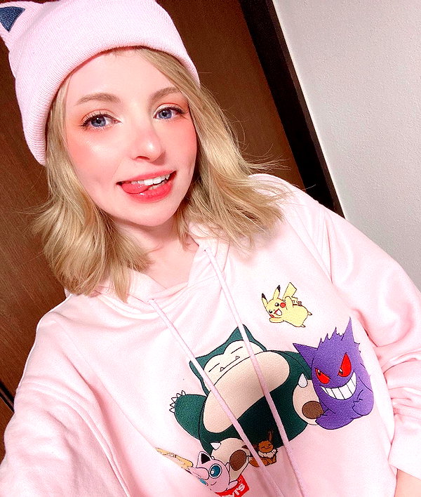 peachmilky_ instagram image archive image