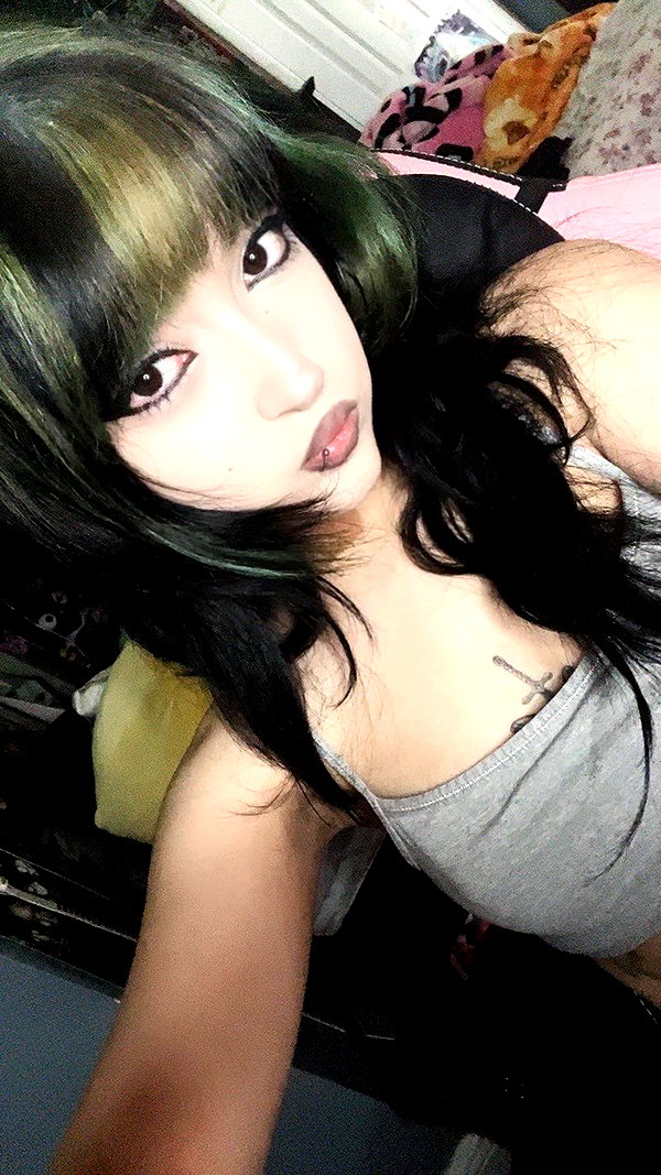 ilovedaniae ilovedaniae archive image