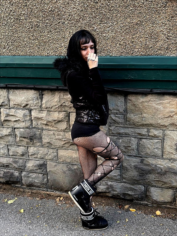 kaitfuckinglyn instagram image archive image