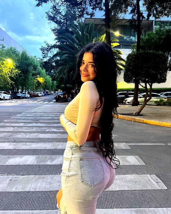 vanessa.rhd instagram image archive image