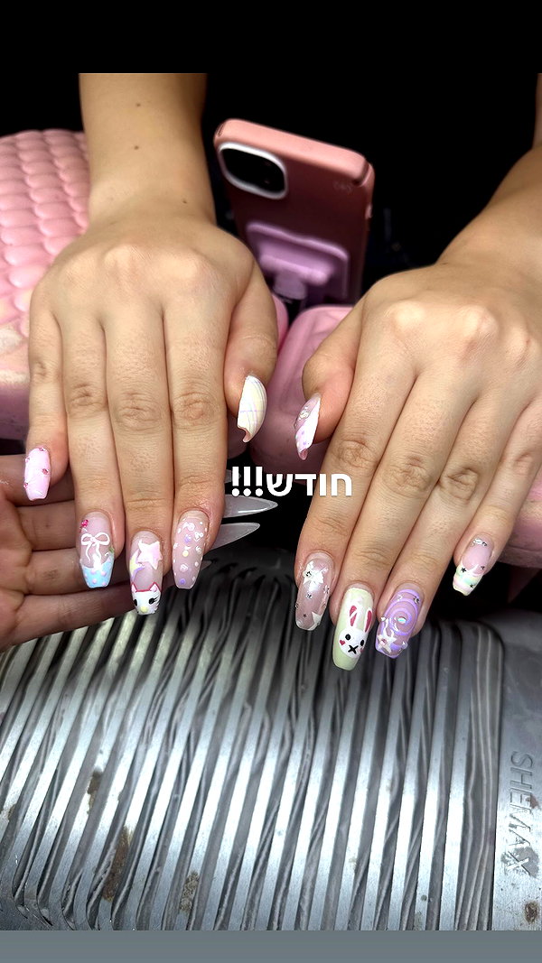 nails.by.natashi instagram image archive image