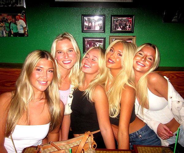 marissaayerss instagram image archive image