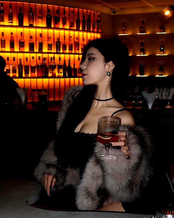 lyhythuedoxinh instagram image archive image
