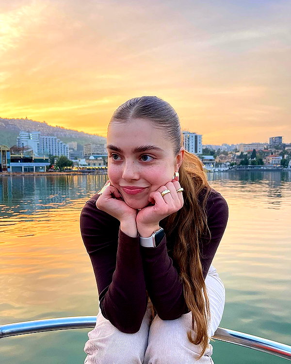 mishel_d_ instagram image archive image