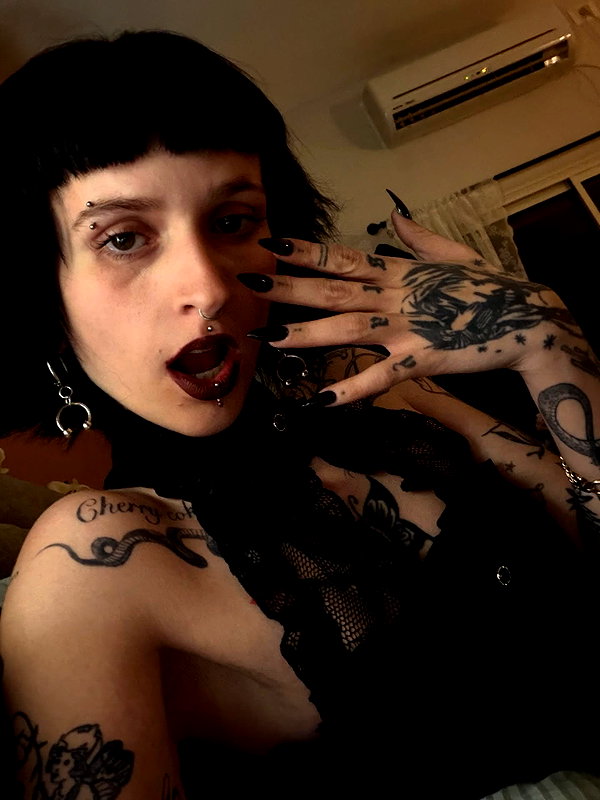 strawberryshanz instagram image archive image
