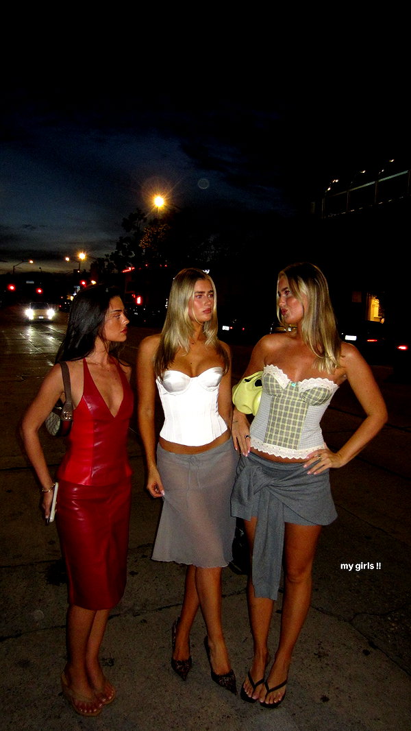 sophadophaa_ instagram image archive image