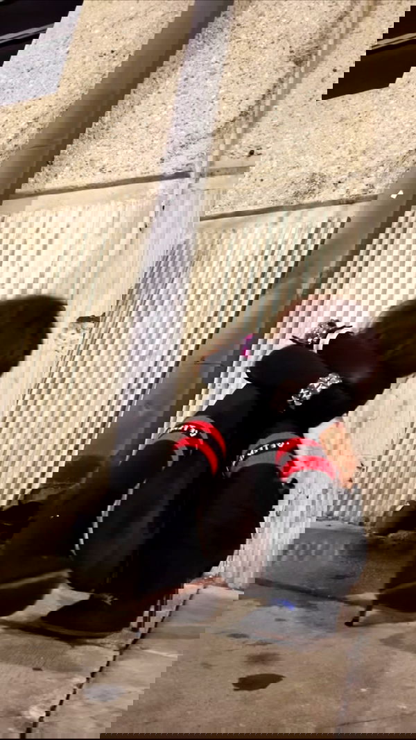 zommmbri image ~ Altpins