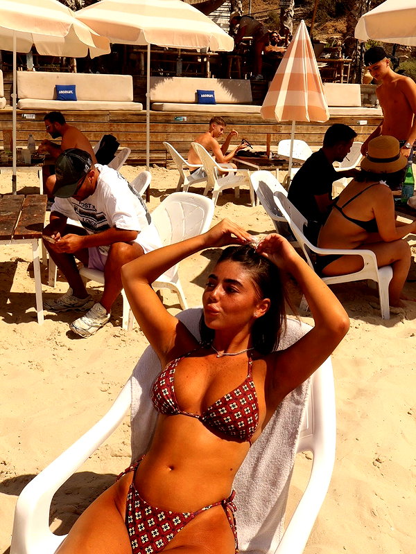 lian_sabag8 instagram image archive image