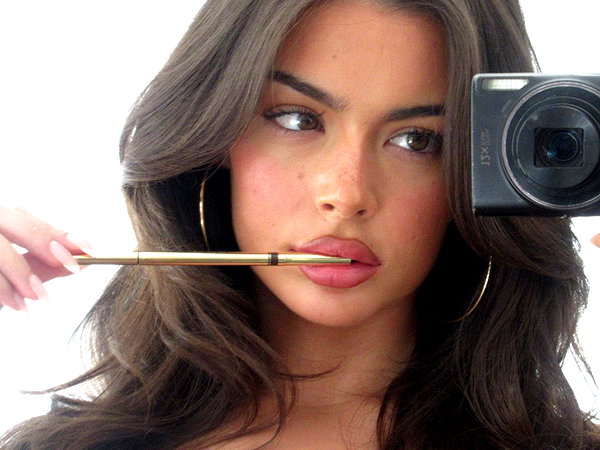 oliviaphillipps instagram image archive image