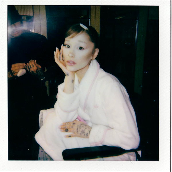arianagrande instagram image archive image