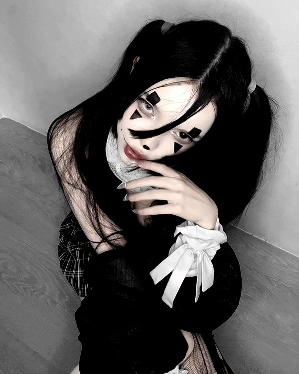 glowmoonshorty instagram image archive image