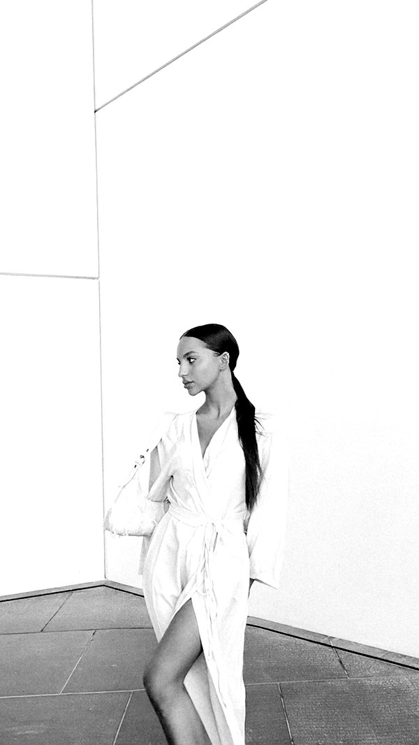 ariana_vomi instagram image archive image