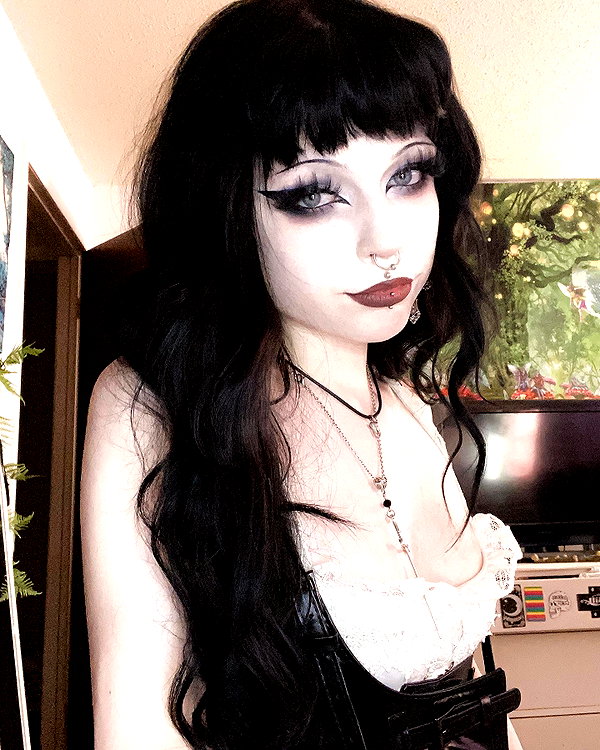 kittenfangsxx instagram image archive image