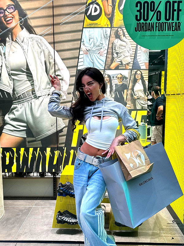 ellachristo instagram image archive image