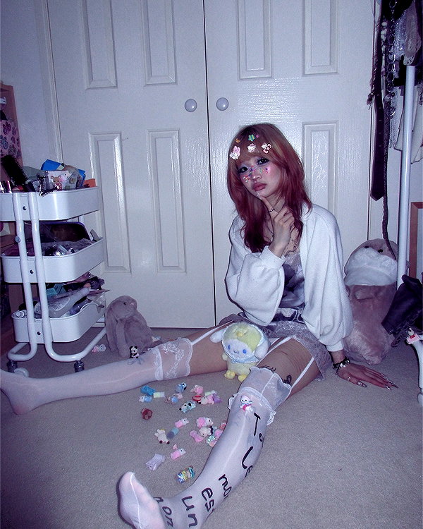 angelwithashotgunxx instagram image archive image