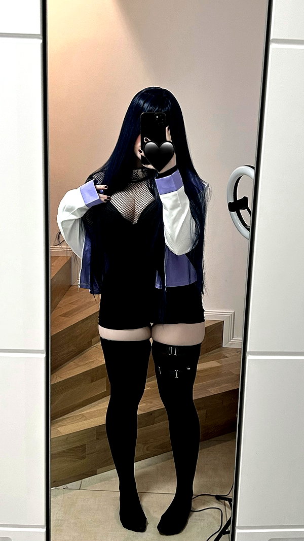 andasrose instagram image archive image
