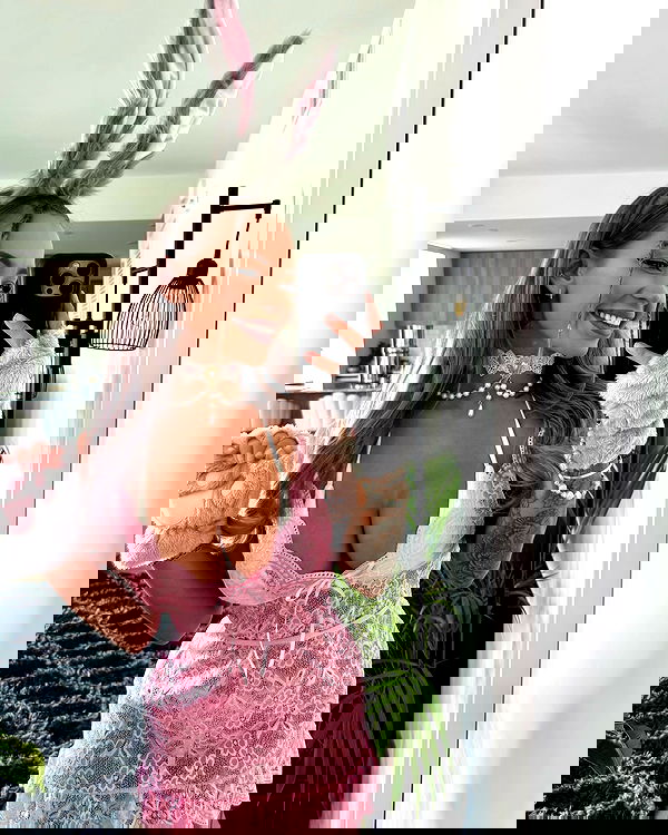 itshayleydavies itshayleydavies archive image