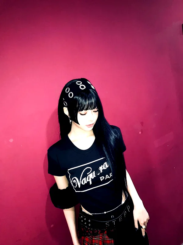 hhh.e_c.v instagram image archive image