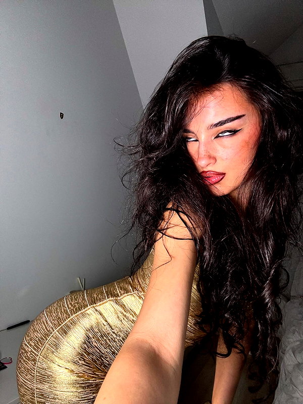 ellachristo instagram image archive image