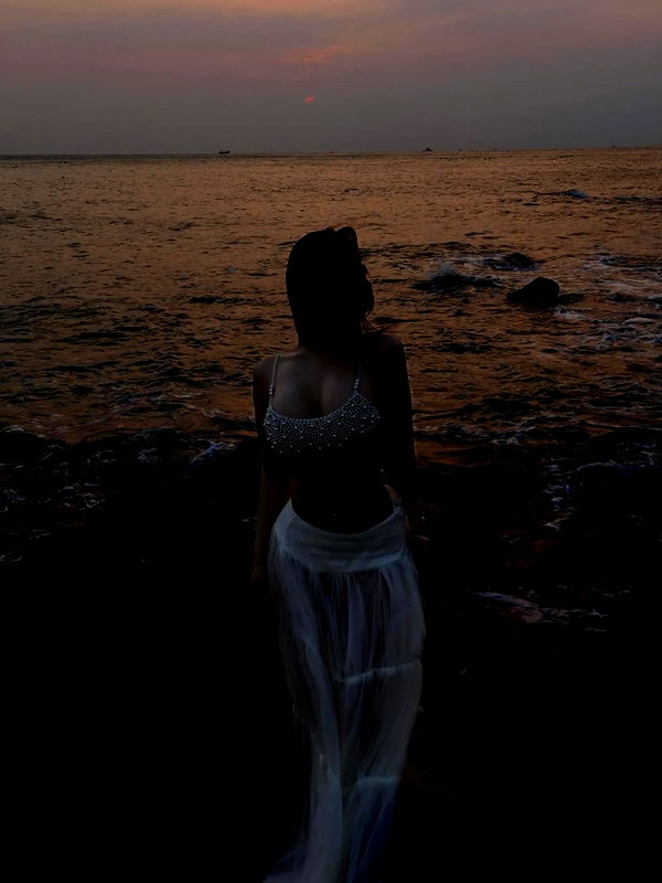 lyhythuedoxinh instagram image archive image