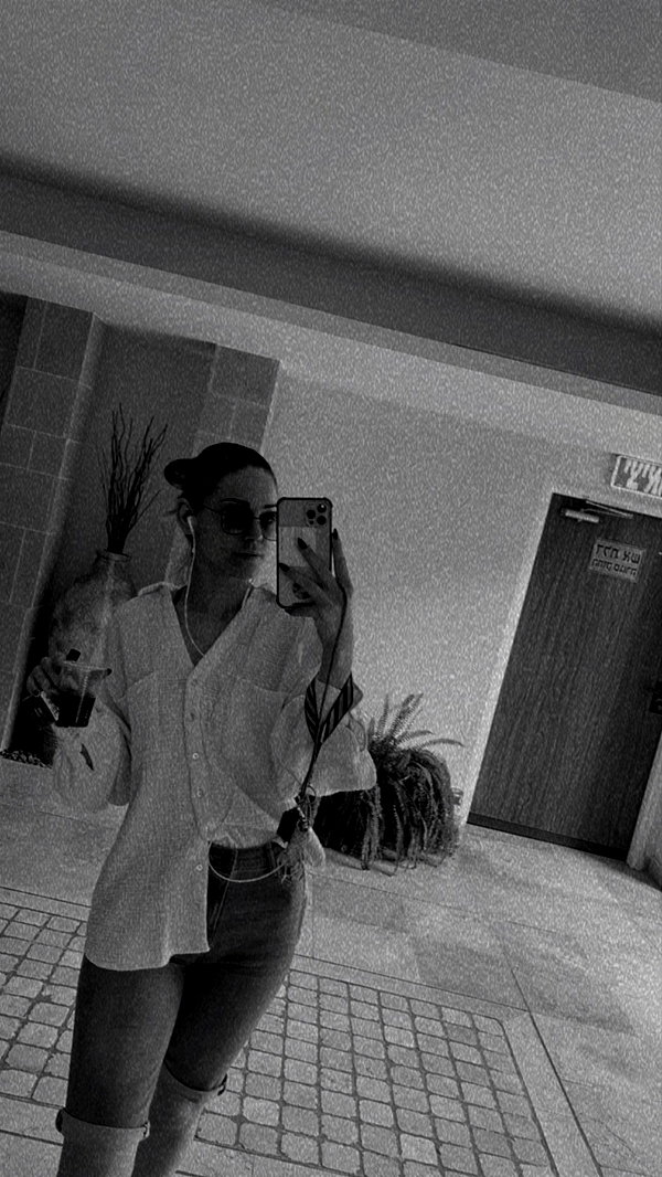 eva_romanovski instagram image archive image