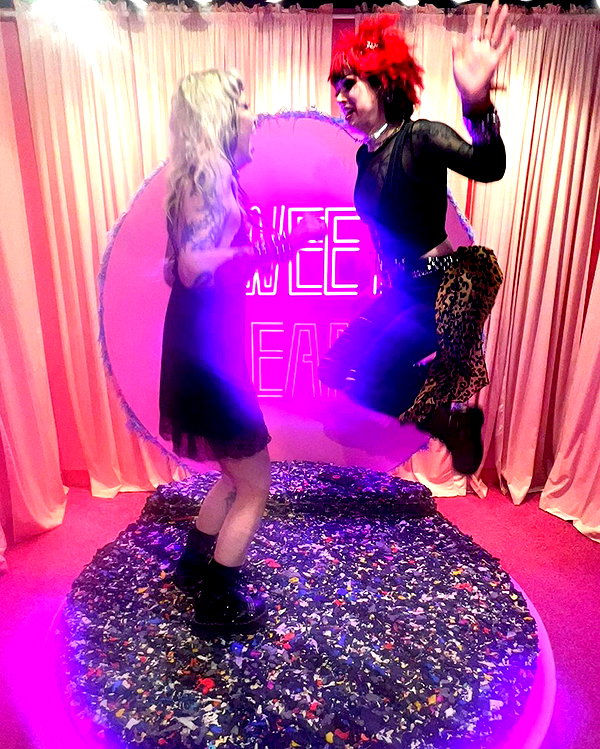 yeahimcaroline instagram image archive image