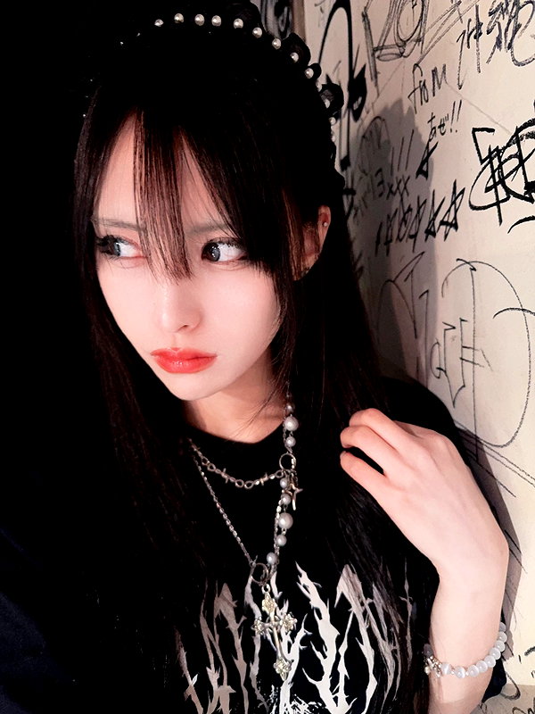 yamikumo_leisa instagram image archive image