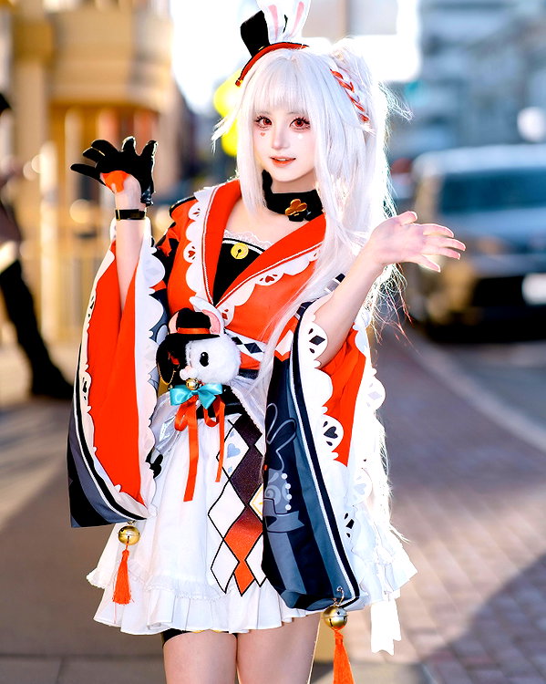 miee_cos instagram image archive image
