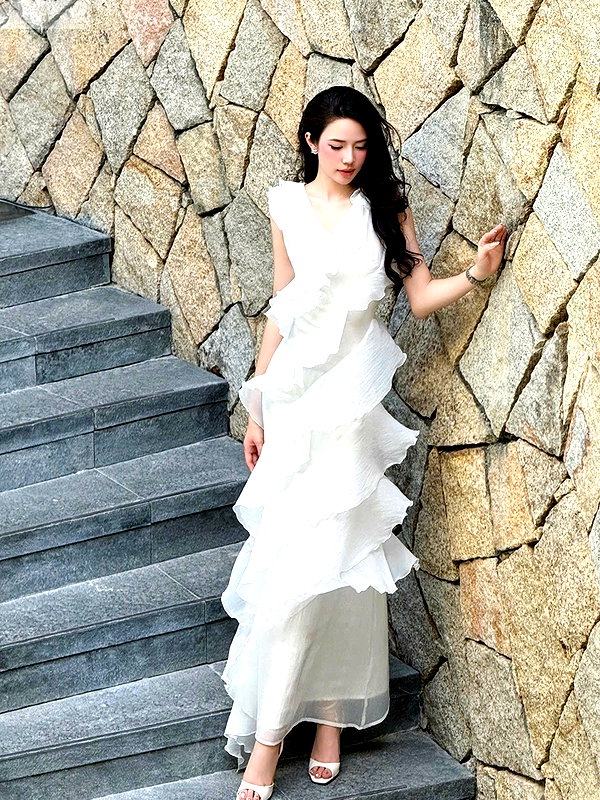 lyhythuedoxinh instagram image archive image