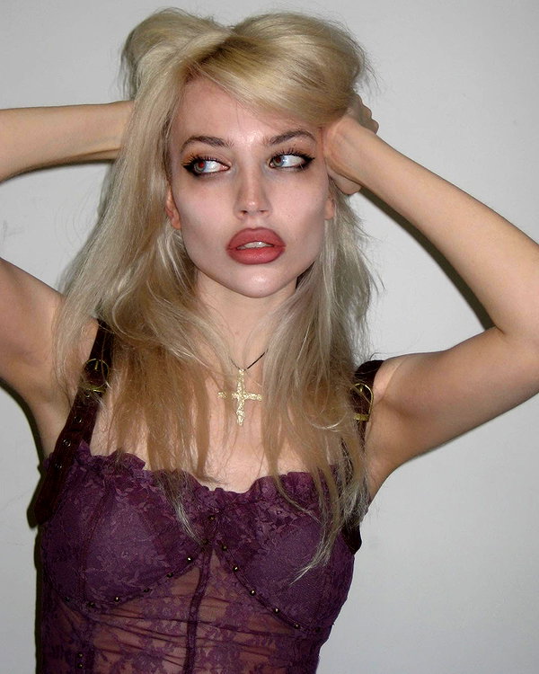 alien.hanna instagram image archive image