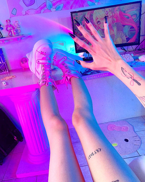 jadelaverne instagram image archive image