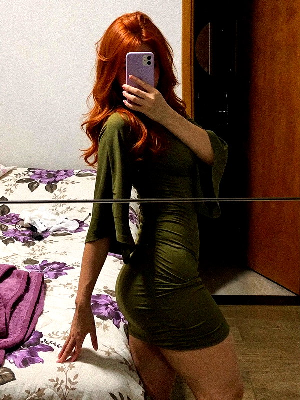 bellassq_ instagram image archive image