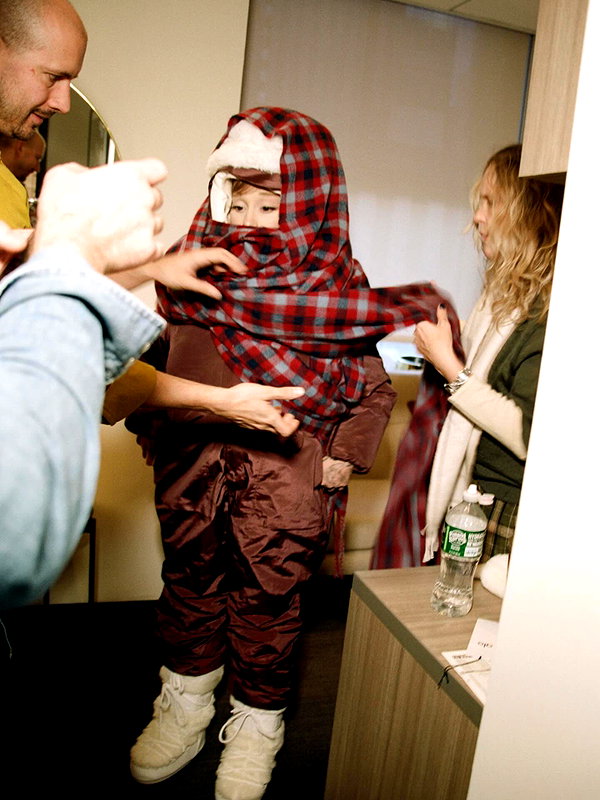 arianagrande instagram image archive image