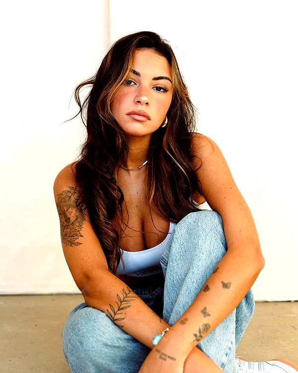 gabimfmoura instagram image archive image