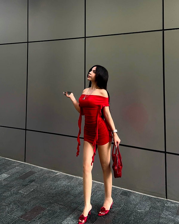lyhythuedoxinh instagram image archive image