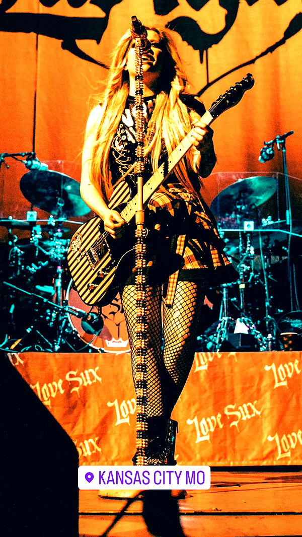 avrillavigne instagram image archive image