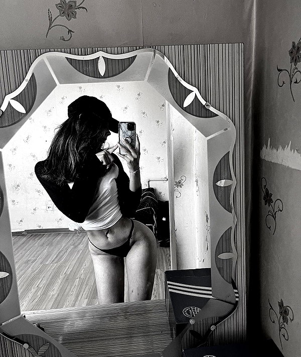 indra0102_ instagram image archive image