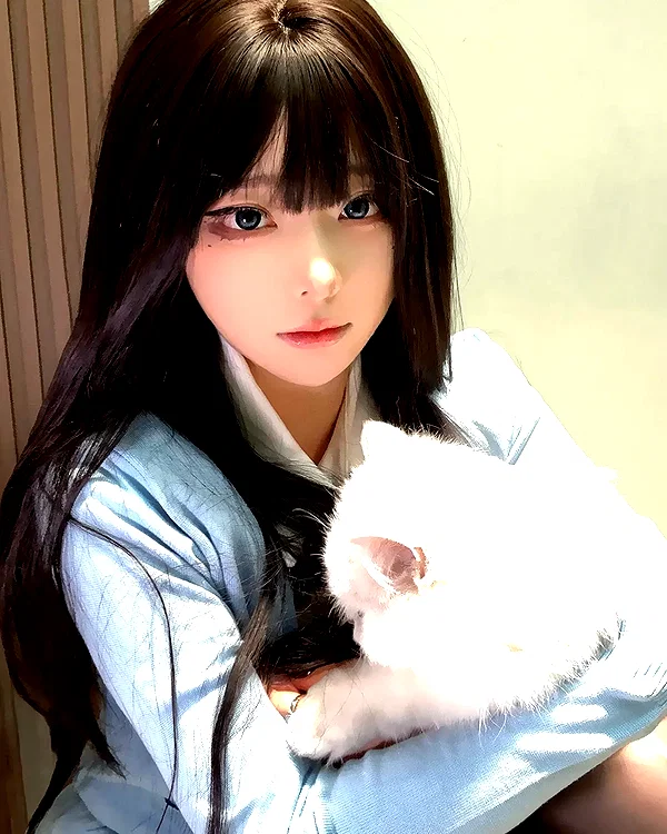 yingyinng_ instagram image archive image