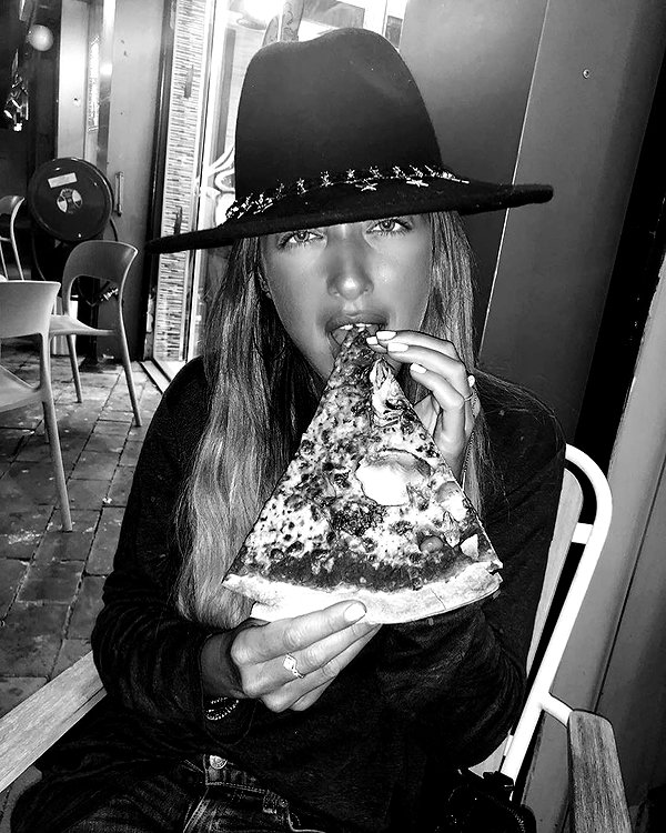 annezivi instagram image archive image