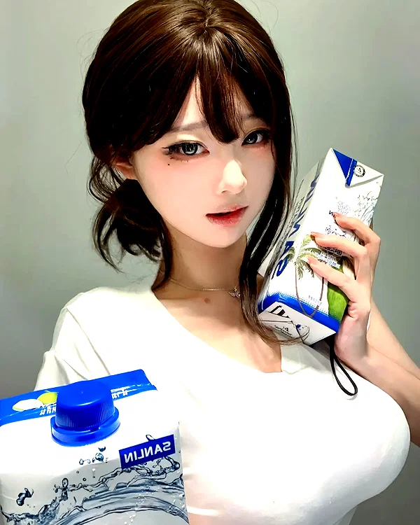yingyinng_ instagram image archive image