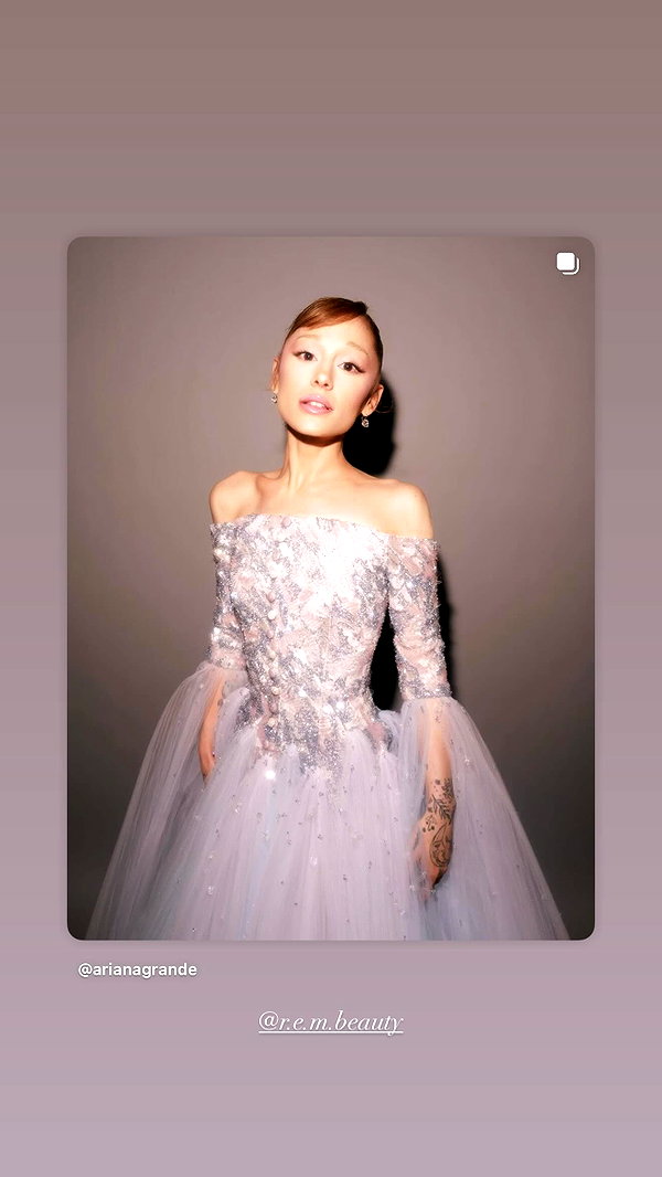 arianagrande instagram image archive image