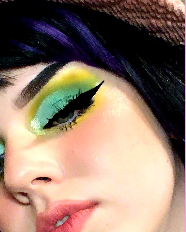 yeahimcaroline instagram image archive image
