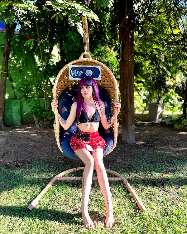 jadelaverne instagram image archive image
