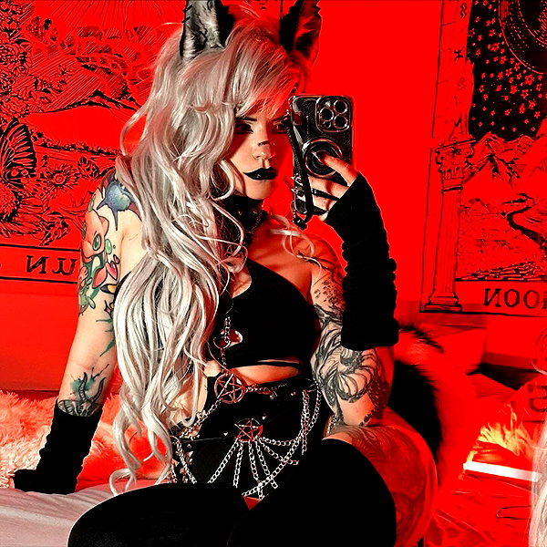 bakabakafuwa instagram image archive image