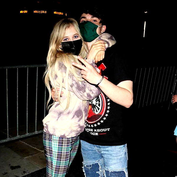 ellianawalmsley instagram image archive image