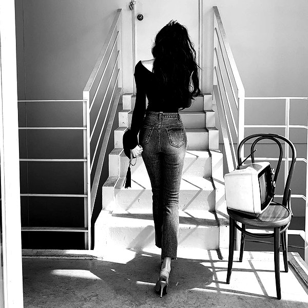 dear.zia instagram image archive image