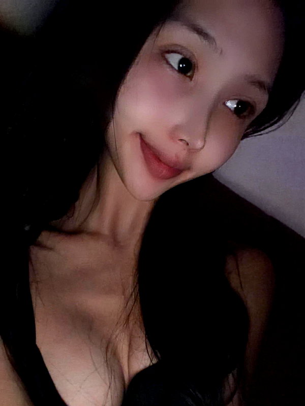 indra0102_ instagram image archive image
