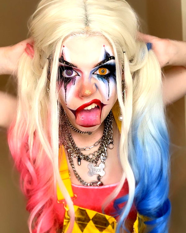 yeahimcaroline instagram image archive image